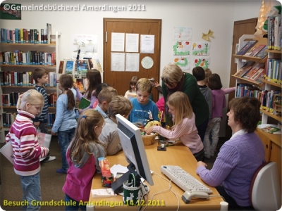 Besuch der Grundschule Amerdingen 20111214_099